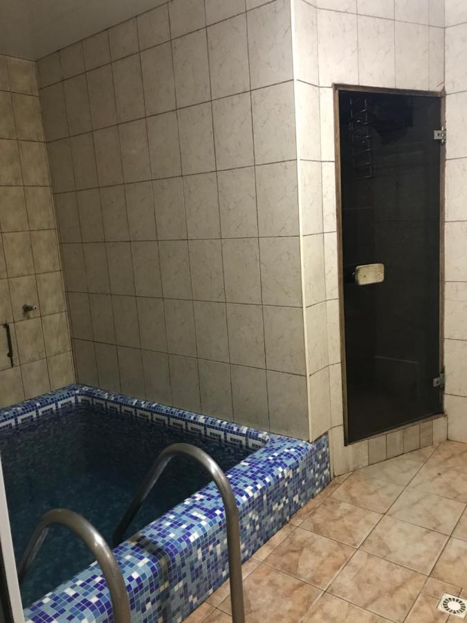 Готель Гетьман האיסין מראה חיצוני תמונה